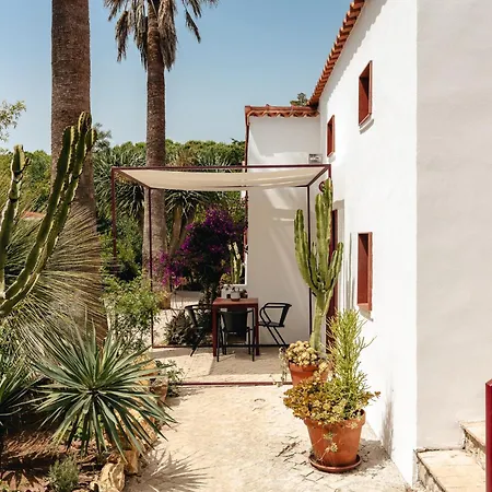 Maison De Et Jardin Botanique A 600m De La * Albufeira